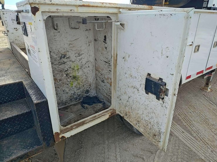 2018-ford-f550-image-51