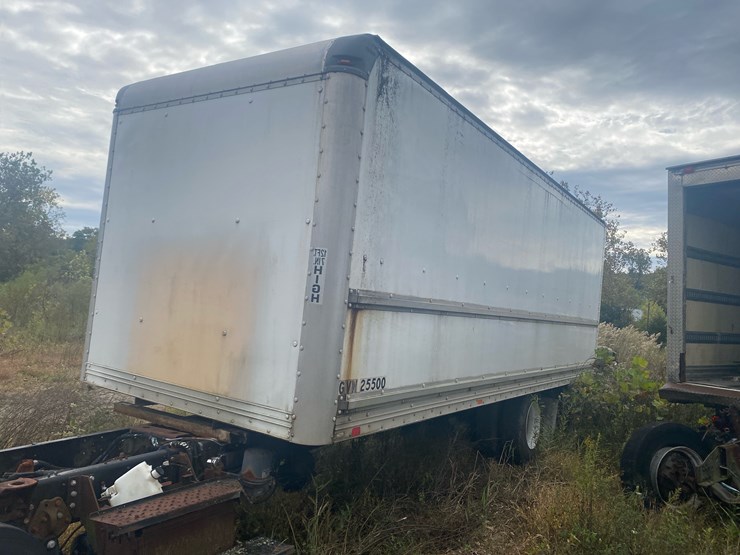 #74-•-24’-truck-box-on-frame-image-6