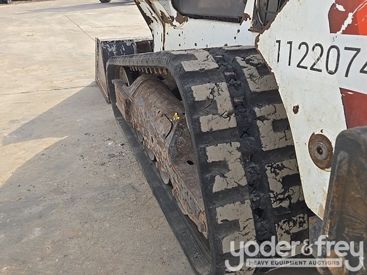 2021-bobcat-t595-image-17