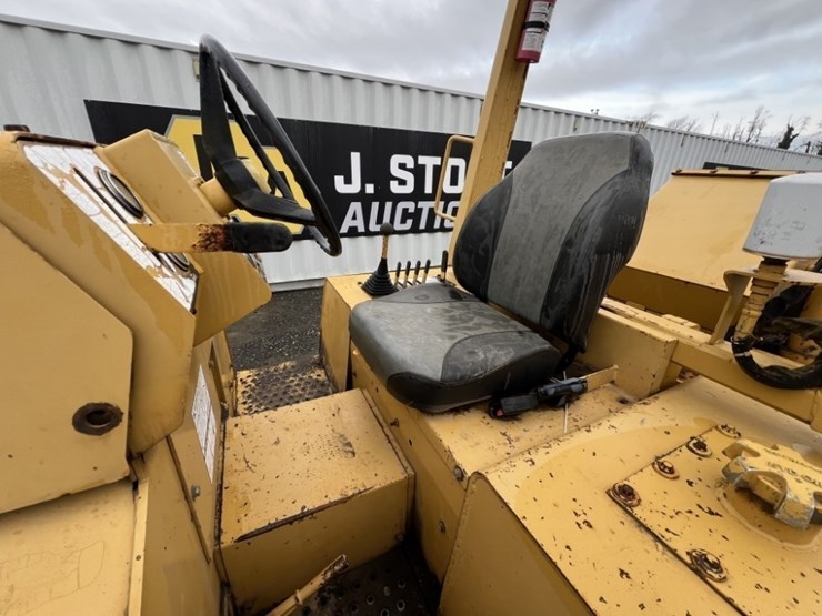 1999-john-deere-80-image-21