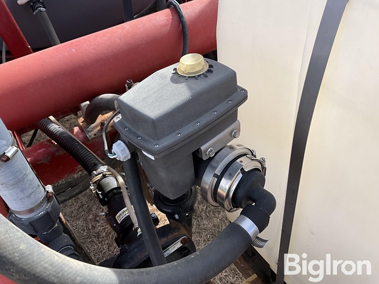 case-ih-2800-image-17