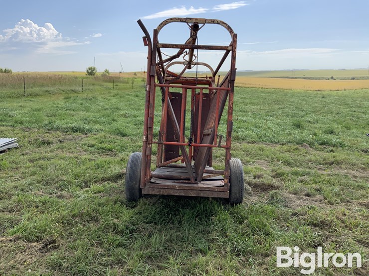 pinkleman-portable-cattle-chute-image-6