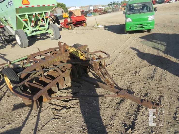 john-deere-8-image-3