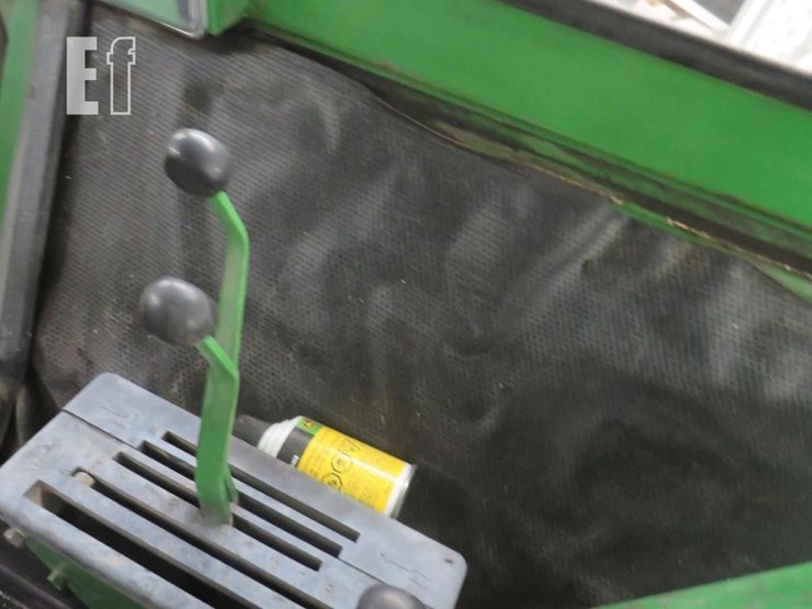 john-deere-4320-image-6