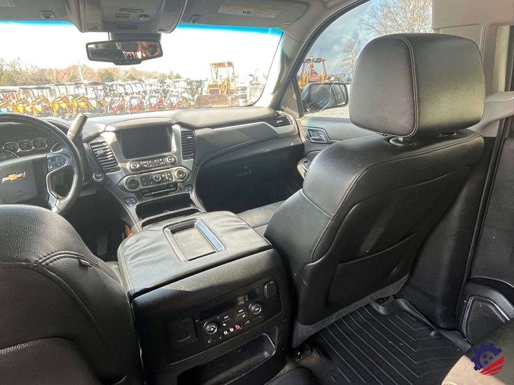 2015-chevrolet-tahoe-ltz-image-58