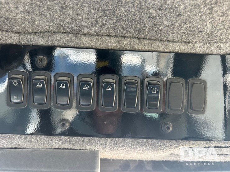 2012-terra-gator-8400b-dry-floater-(ls0482)-image-67