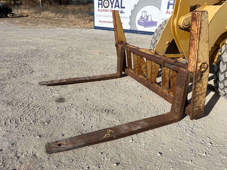 2005-caterpillar-928g-image-14