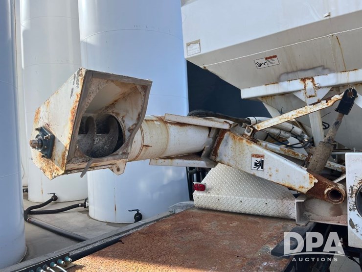 2013-neville-tender-trailer-image-29