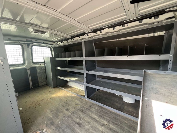 2012-chevrolet-express-van-image-47