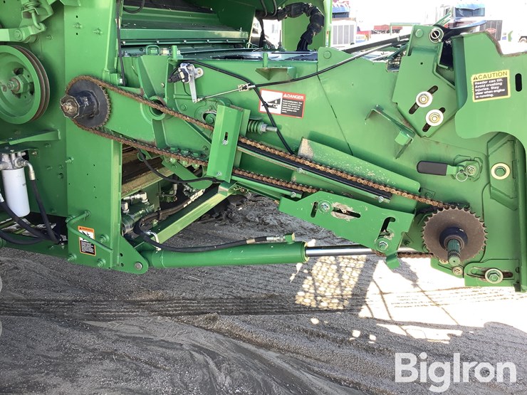 2010-john-deere-9770-sts-image-11
