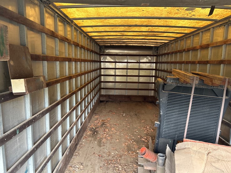 #87-•-22’-truck-body-image-4