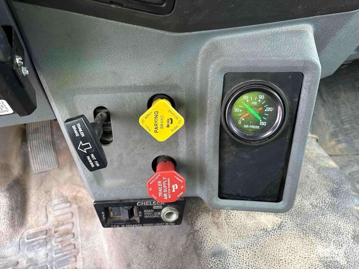 2019-ford-f750-image-33