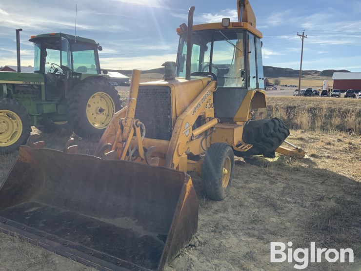 1990-deere-410c-image-1