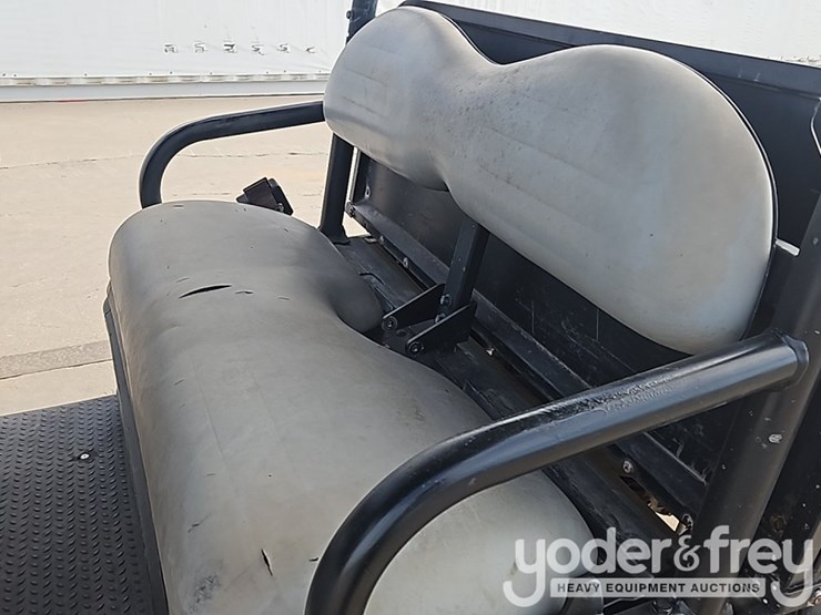 2019-club-car-carryall-1700-image-161