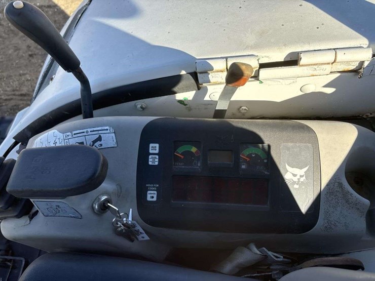 2006-bobcat-435hag-image-19