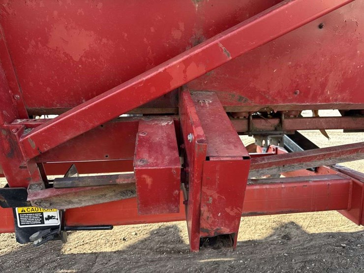 case-ih-1083-image-15