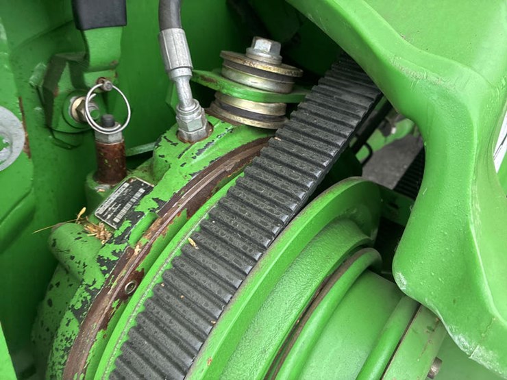 2013-john-deere-s670-image-26