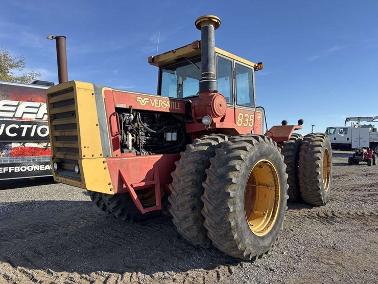 1983-versatile-835-image-2
