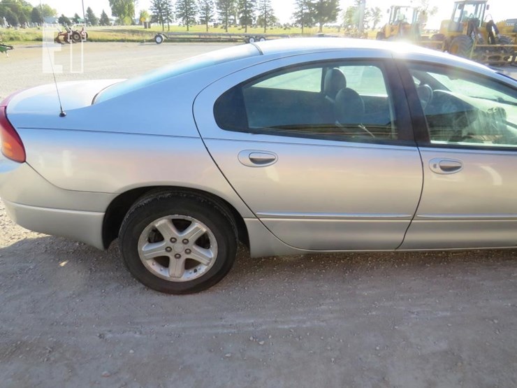 2002-dodge-intrepid-image-5