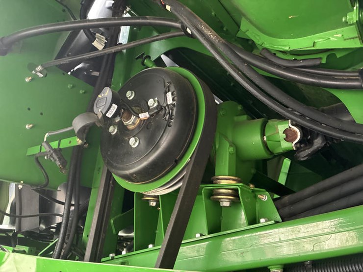 2013-john-deere-s670-image-51