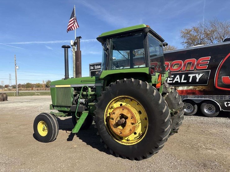 john-deere-4430-image-2