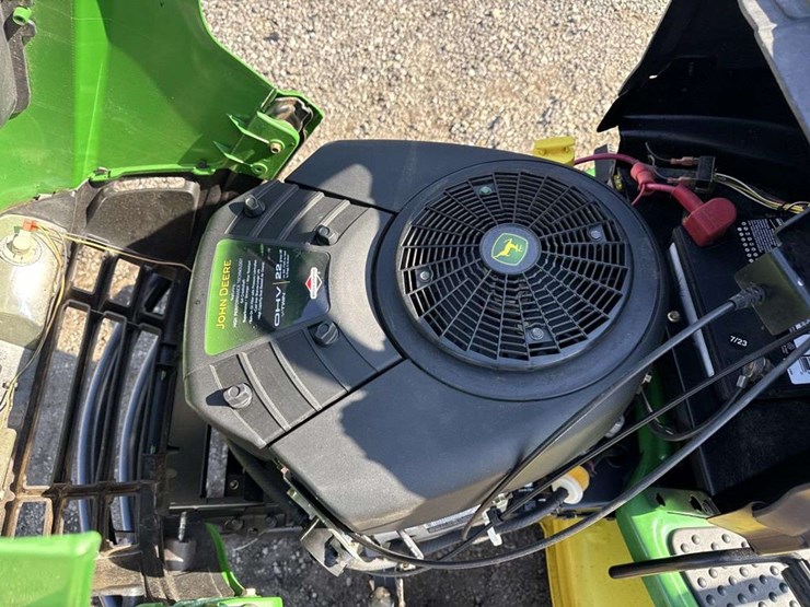 john-deere-la135-image-8