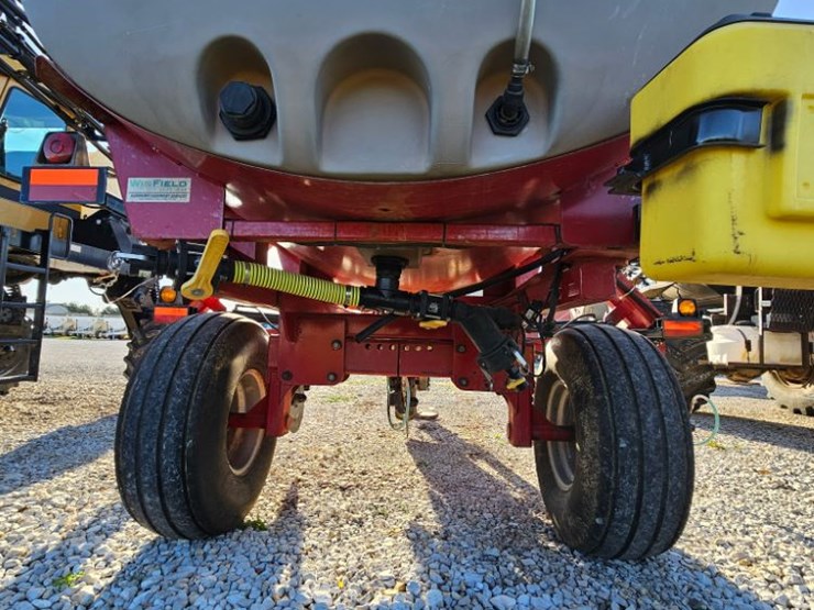 2012-case-ih-2800-image-6