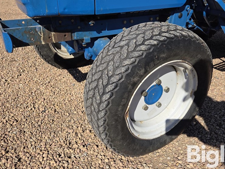 1988-ford-1920-image-17