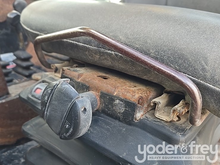 2017-jcb-512-56-image-118