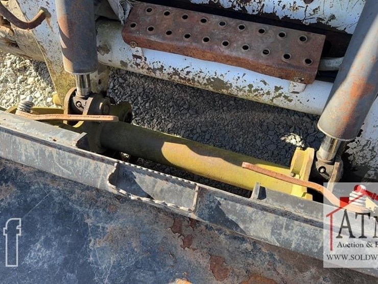 2008-bobcat-t300-image-15