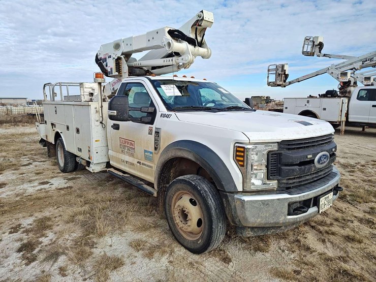 2019-ford-f550-image-63
