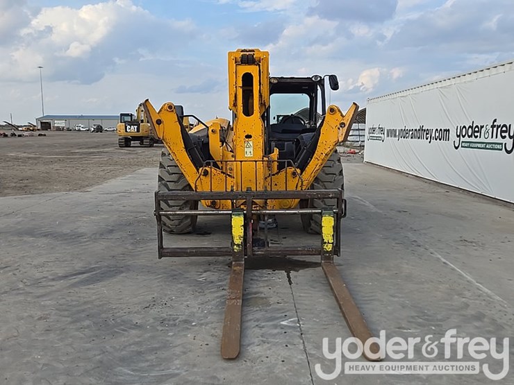 2017-jcb-512-56-image-8