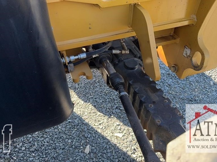 caterpillar-tl642c-image-16