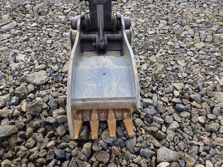 2019-deere-50g-image-11