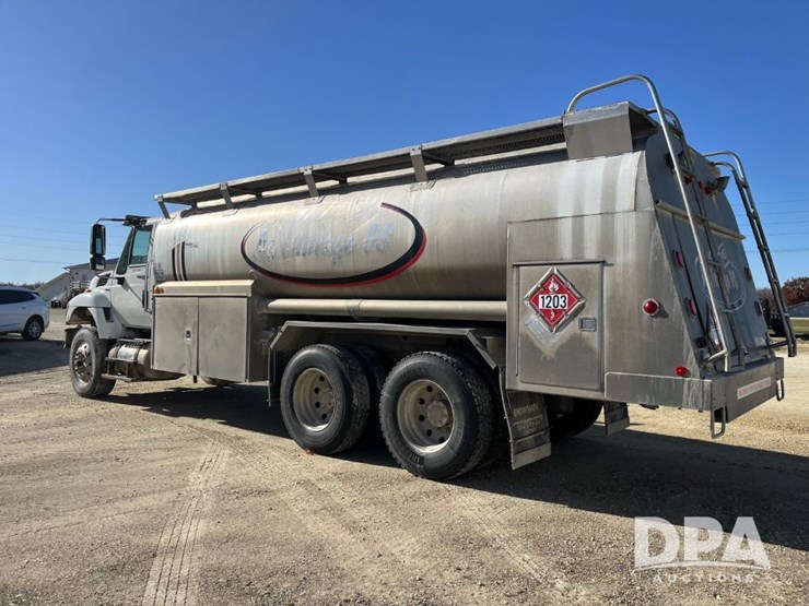 2010-ihc-workstar-petroleum-truck-(jn3389,-unit-487)-image-12