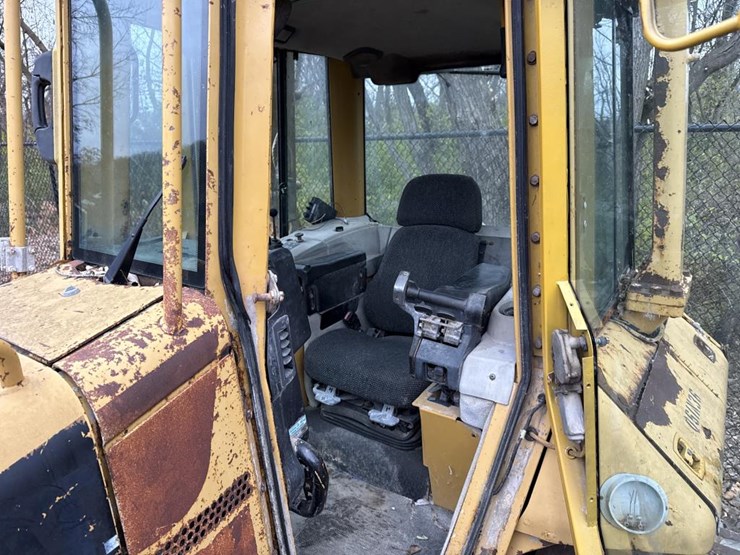 caterpillar-d5n-lgp-image-26