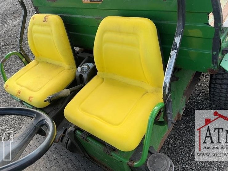 john-deere-gator-image-8