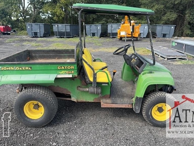 john-deere-gator-image-2