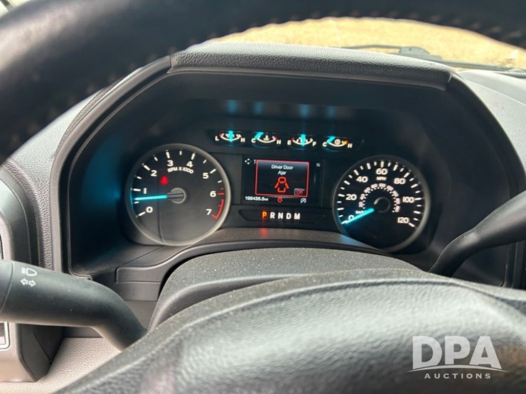 2019-ford-f150-xlt-image-28