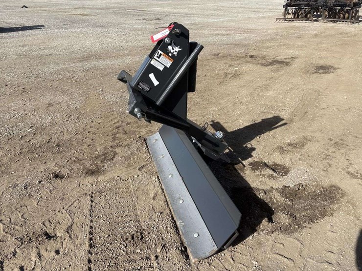bobcat-5ft-angle-blade-image-2