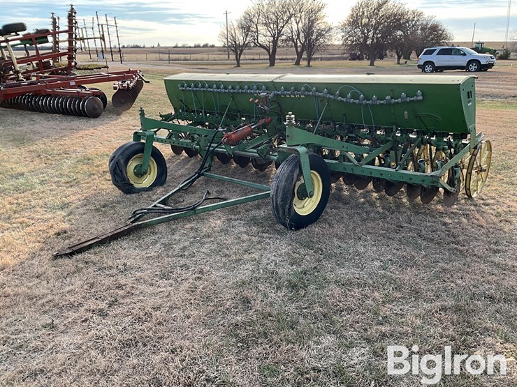 john-deere-14-image-1