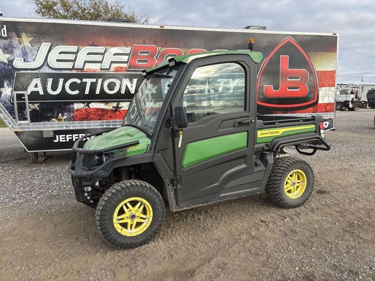 john-deere-gator-image-1