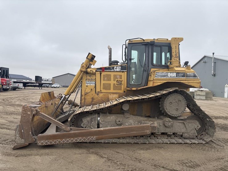 2001-caterpillar-d6r-lgp-image-2