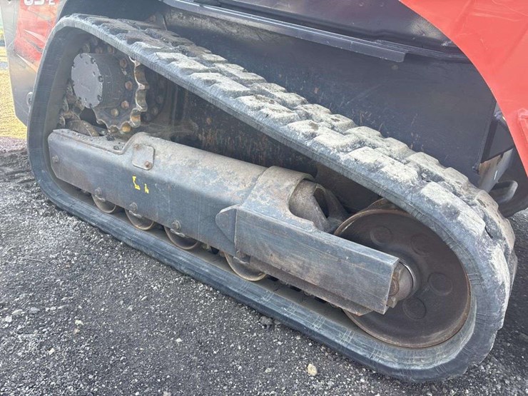 kubota-svl65-2-image-16