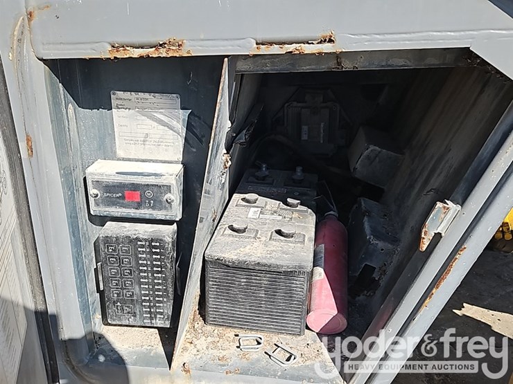 2011-gehl-dl11-image-30