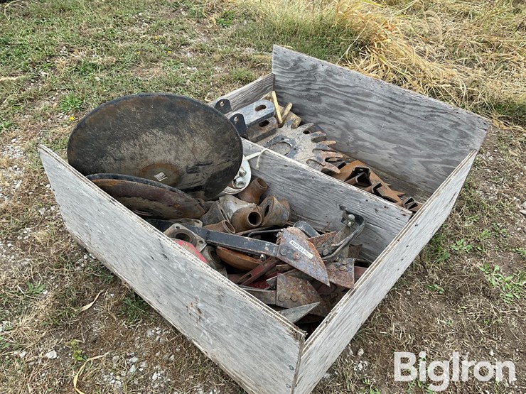 pallet-of-disk-parts-image-1