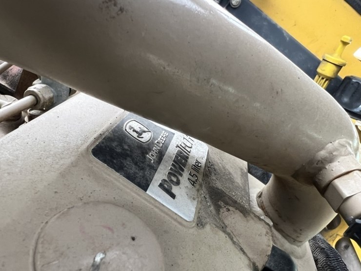 2007-gehl-dl10h44-image-25