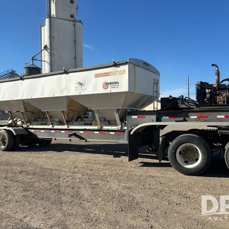 2006 B-B Dry Tender Trailer (CP1300, Unit 169)