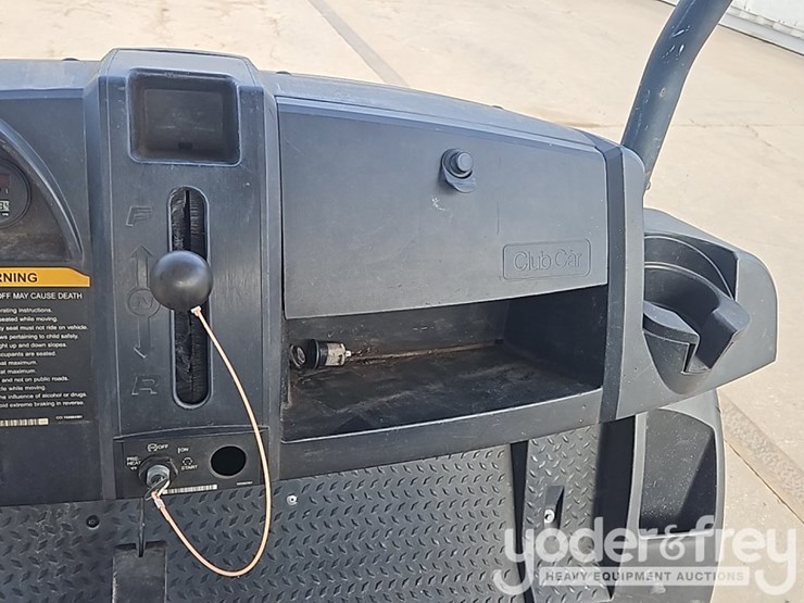 2019-club-car-carryall-1700-image-177