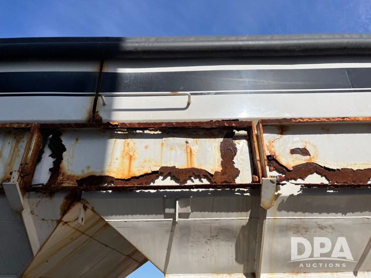 2013-neville-tender-trailer-image-23